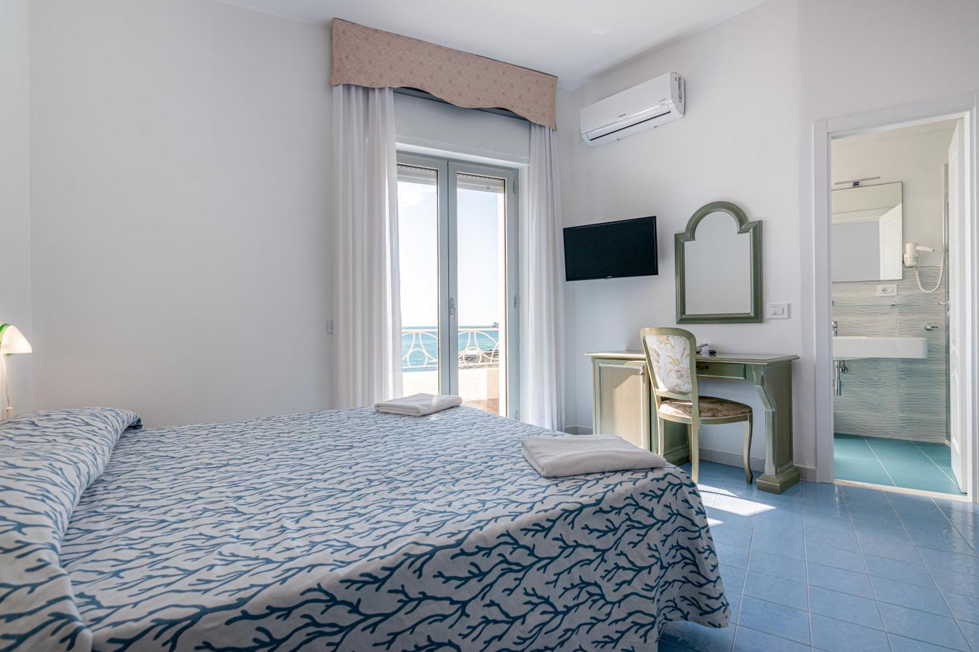 Hotel Poseidon Diamante Esterno foto