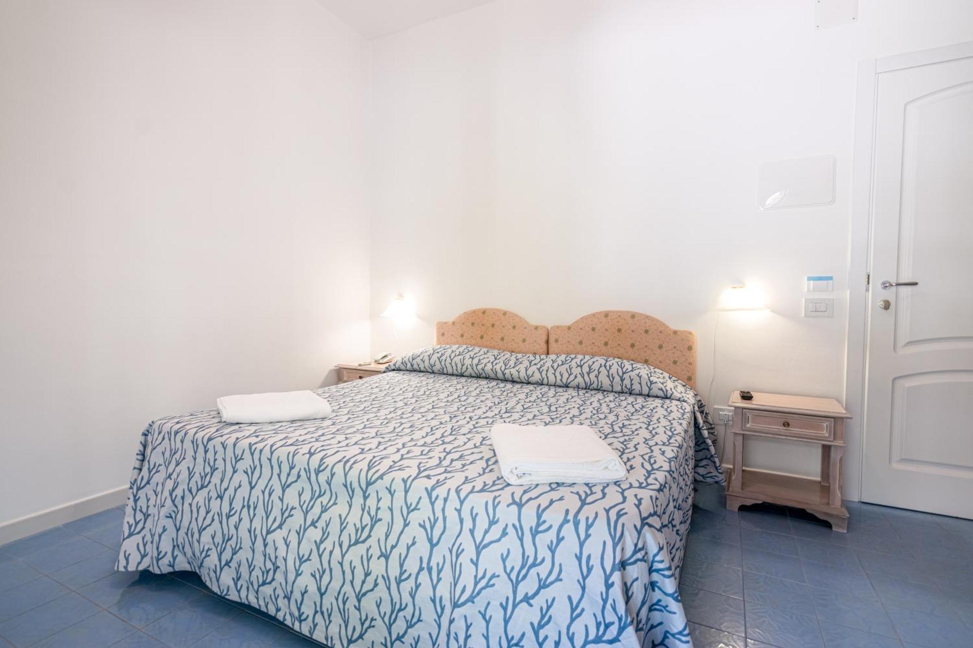 Hotel Poseidon Diamante Esterno foto